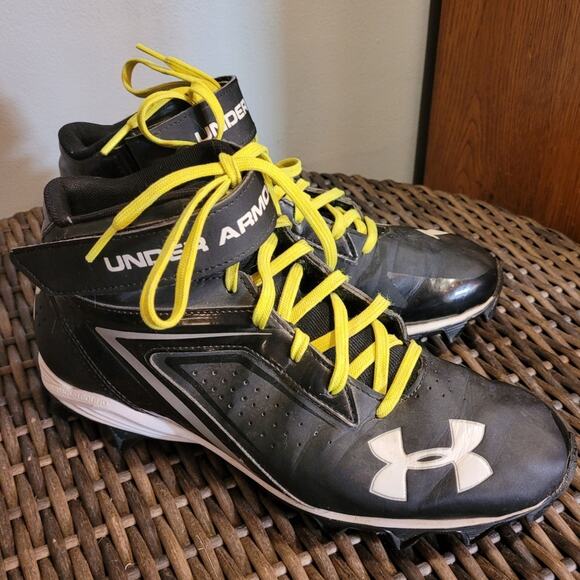 Under Armour Men Armourbound Football Cleats Size 8.5 Black Neon Yellow High Top - Picture 1 of 9